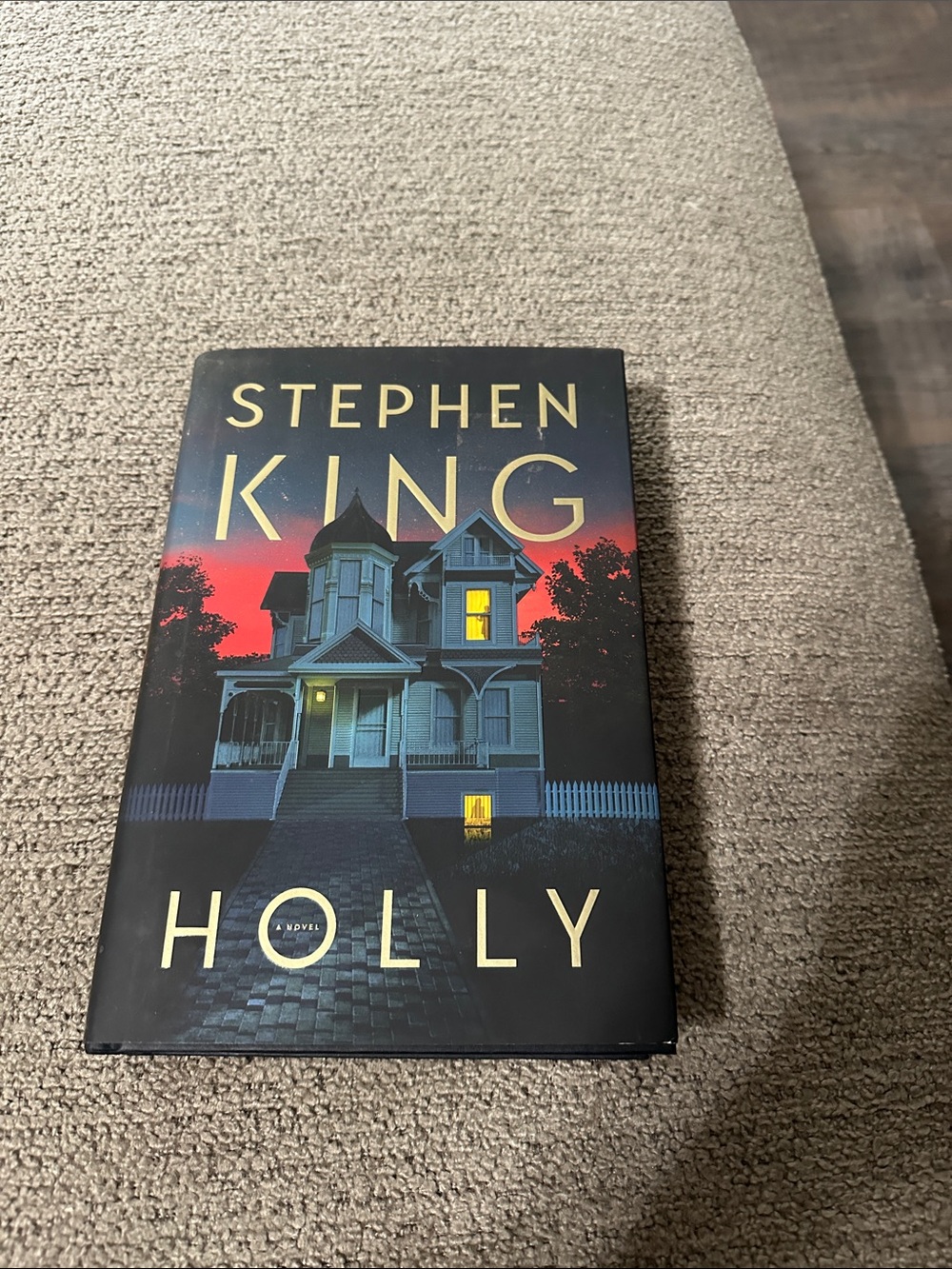 Stephen King "Holly" Hardcover